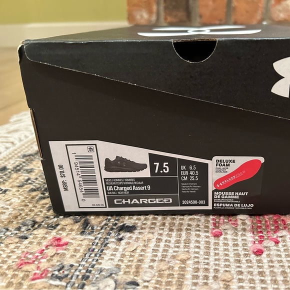 Under Armour Running Shoes - Black - Picture 7 of 12